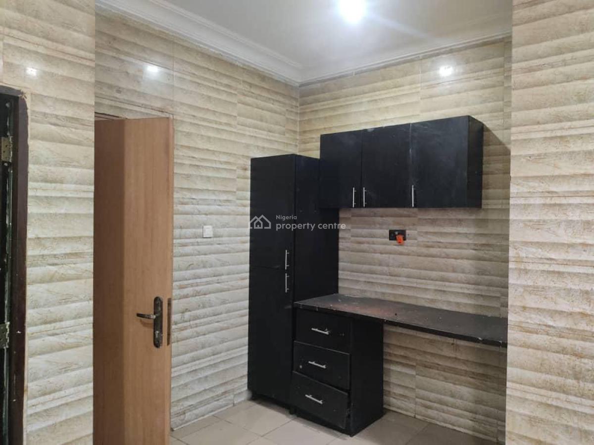 Luxury Three ( 3 ) Bedrooms + Bq, Guzape District, Abuja, Flat / Apartment for Rent
