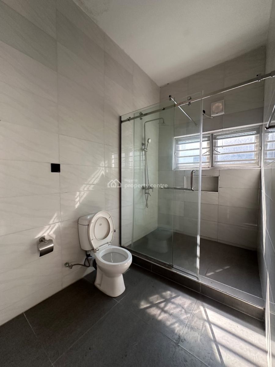 Luxury 4 Bedroom Terrace Triplex + Gym, Mobil Road, Lekki, Lagos, Terraced Duplex for Rent