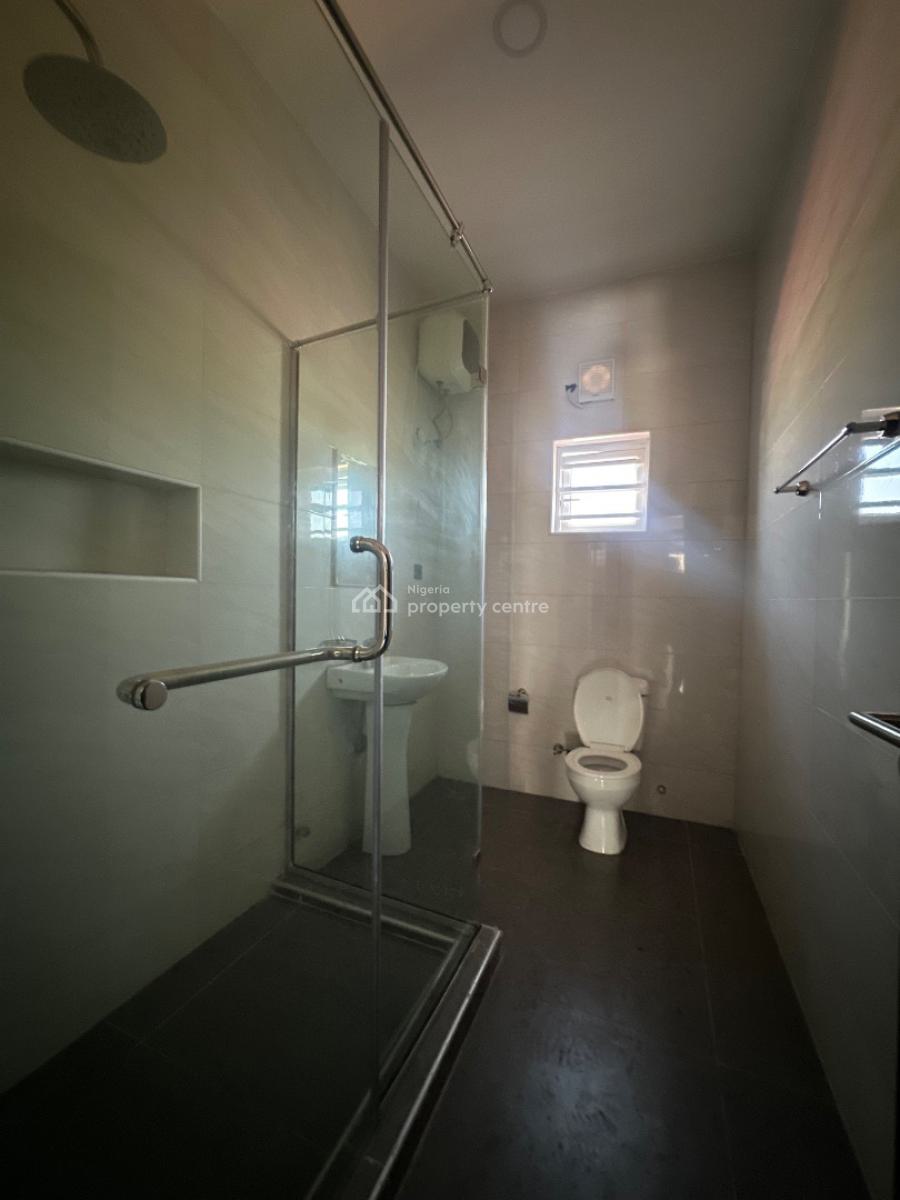 Luxury 4 Bedroom Terrace Triplex + Gym, Mobil Road, Lekki, Lagos, Terraced Duplex for Rent