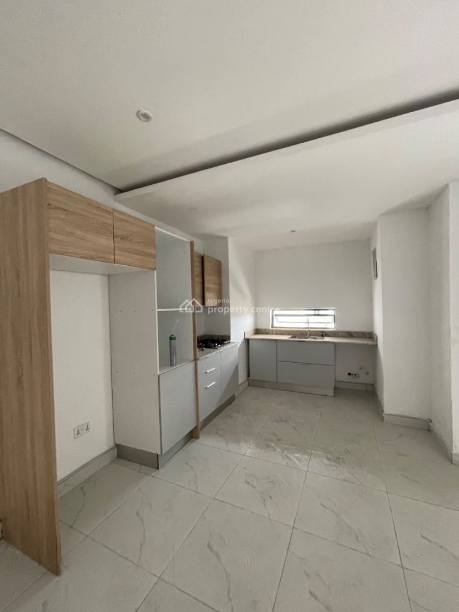 Luxury 2 Bedroom Apartment, Lekki Phase 1, Lekki, Lagos, Flat / Apartment for Sale