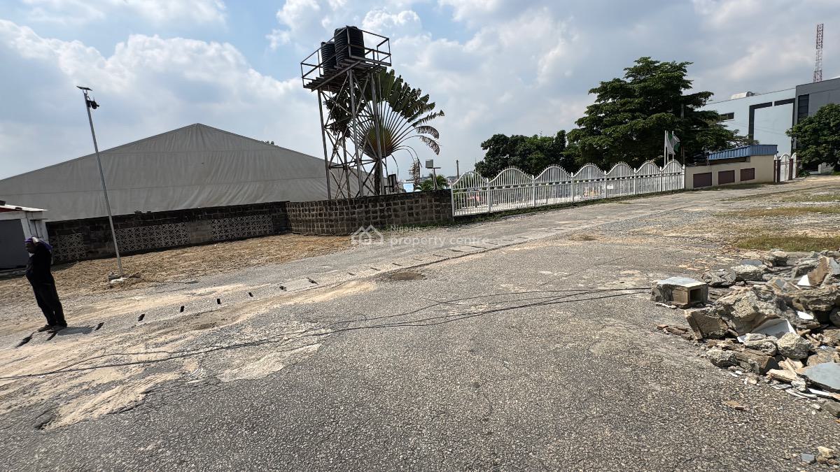 Strategical Located Land in The Heart of Lagos Available, Oregun Ikeja Lagos, Ikeja, Lagos, Commercial Property for Sale