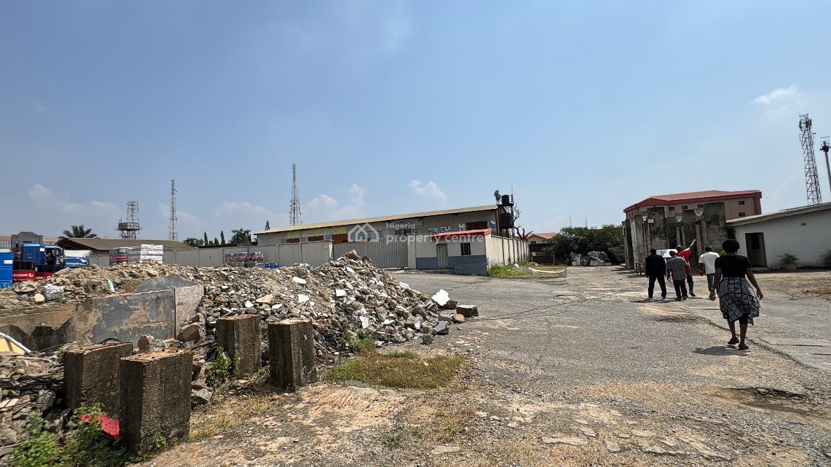 Strategical Located Land in The Heart of Lagos Available, Oregun Ikeja Lagos, Ikeja, Lagos, Commercial Property for Sale