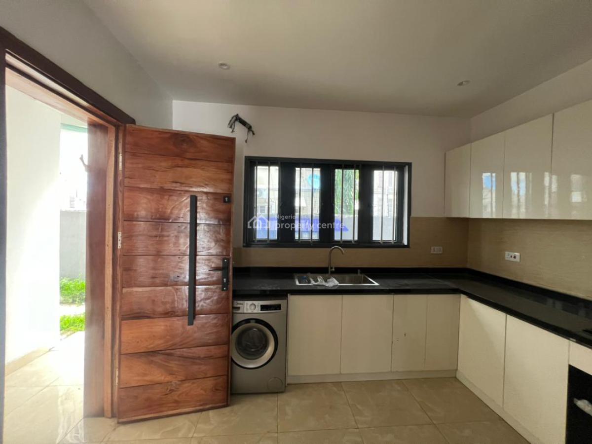 Brand New 4 Bedrooms Terrace Duplex/bq/ Gym/pool, Lekki Phase 1, Lekki, Lagos, Terraced Duplex for Rent