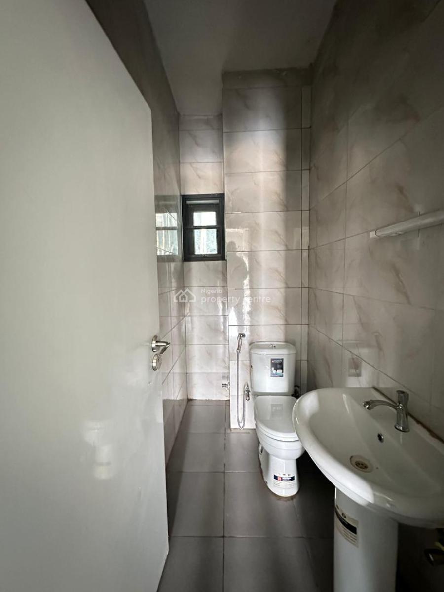 Tastefully Finished 3 Bedroom Flat, Gilmor Area, Jahi, Abuja, Flat / Apartment for Rent