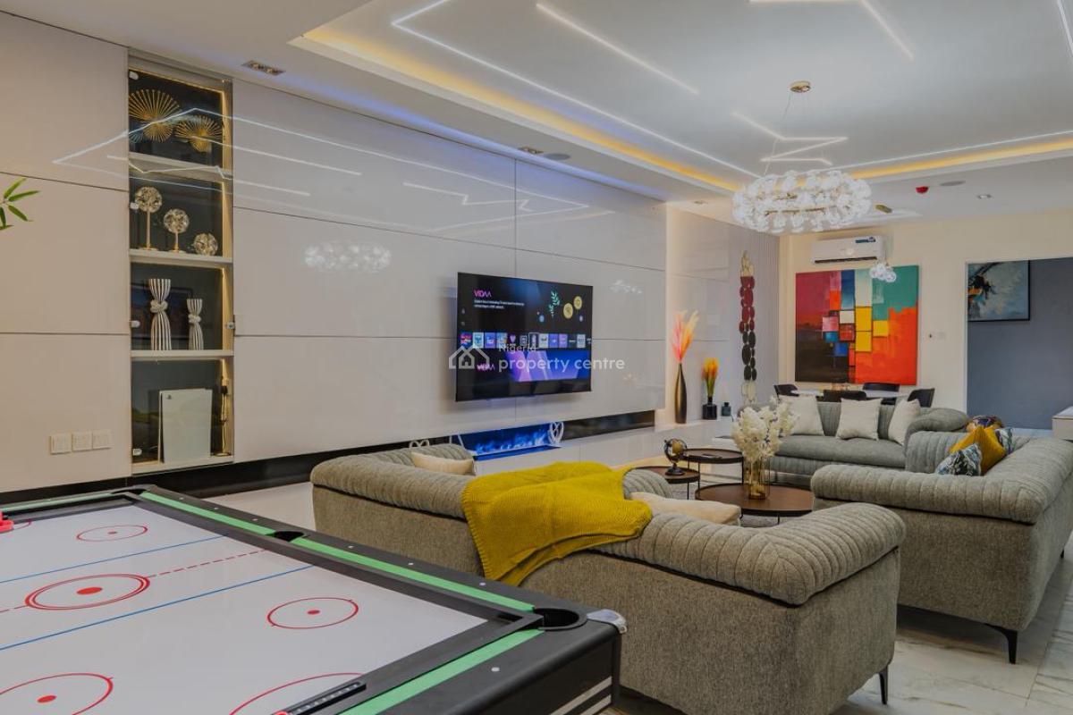 Oceanview 2 Bed Penthouse with Snooker Board, Pool and Ps5 on Request, Victoria Island (vi), Lagos, Flat / Apartment Short Let
