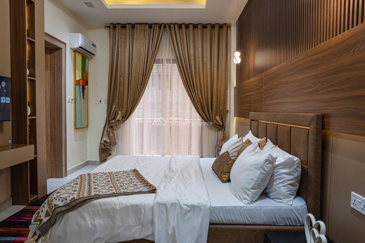 3 Bedroom Apartment with Snooker, Swimming Pool and Ps5, Victoria Island (vi), Lagos, Flat / Apartment Short Let