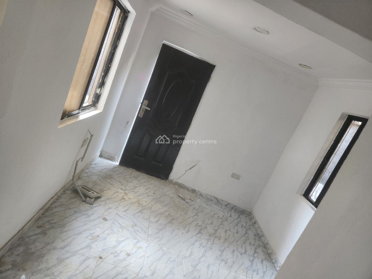 1 Bedroom Self Contain, Daniyan Natalia, Lekki Phase 1, Lekki, Lagos, Self Contain (single Rooms) for Rent