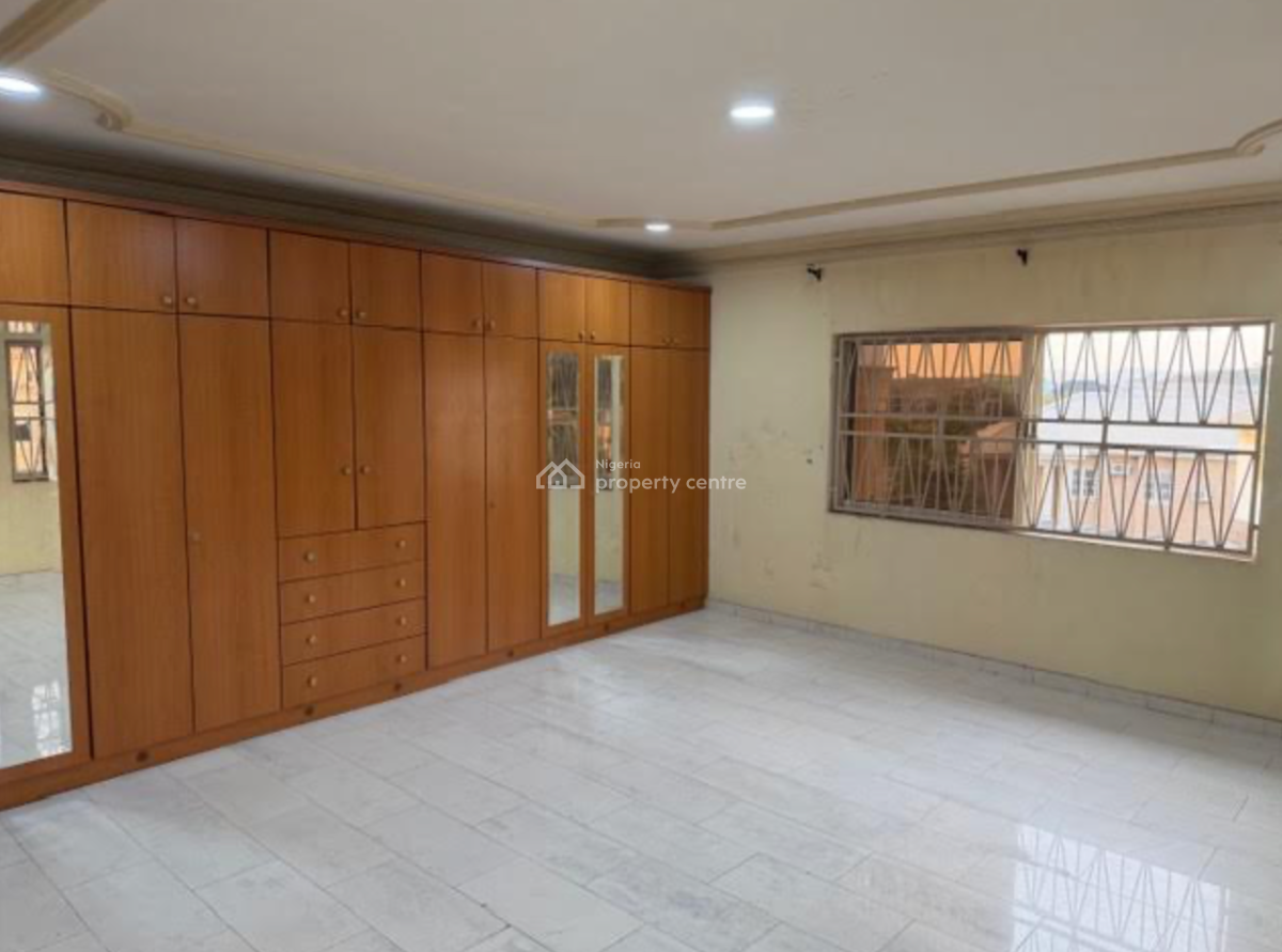 Spacious 8 Bedroom Duplex Good for Office Purpose, Maitama District, Abuja, Detached Duplex for Rent