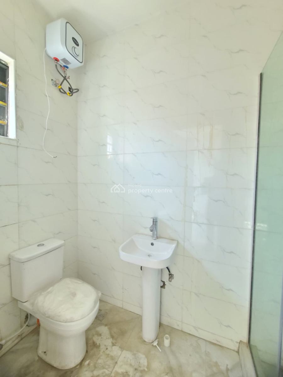 Standard and Beautiful 3 Bedroom Flat, Igboefun, Lekki, Lagos, Flat / Apartment for Sale