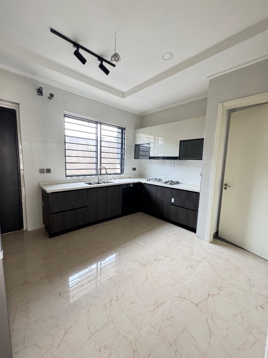 Modern 5bed Semi Detached House + Rooftop Lounge, Lekki Phase 1, Lekki, Lagos, Semi-detached Duplex for Sale