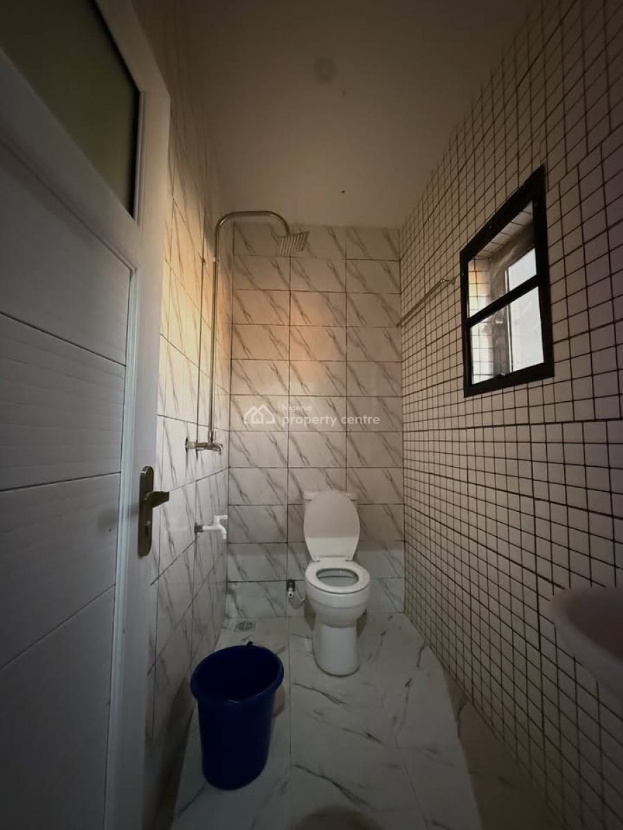 Fully Furnished 15 Rooms Hotel, Rumuahalu, Port Harcourt, Rivers, Hotel / Guest House for Sale