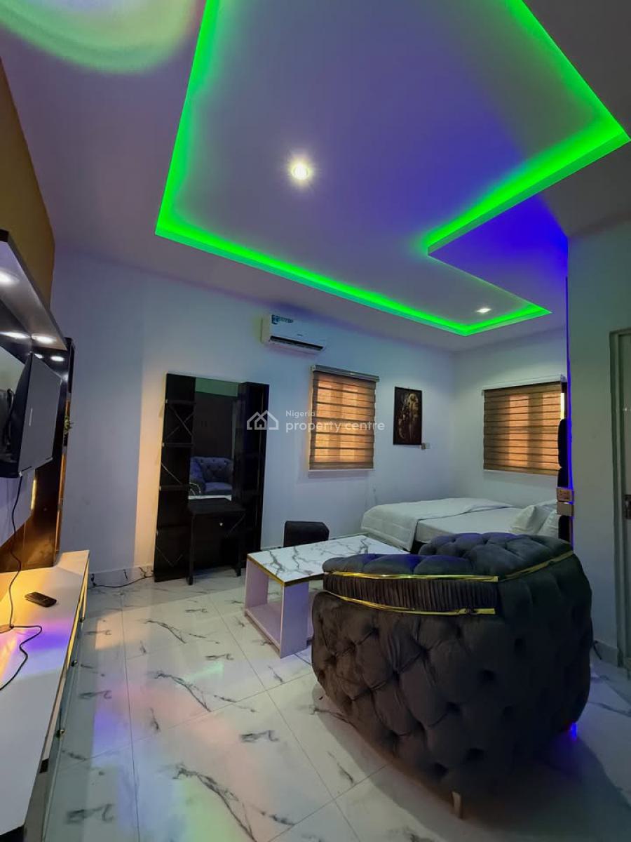 Fully Furnished 15 Rooms Hotel, Rumuahalu, Port Harcourt, Rivers, Hotel / Guest House for Sale