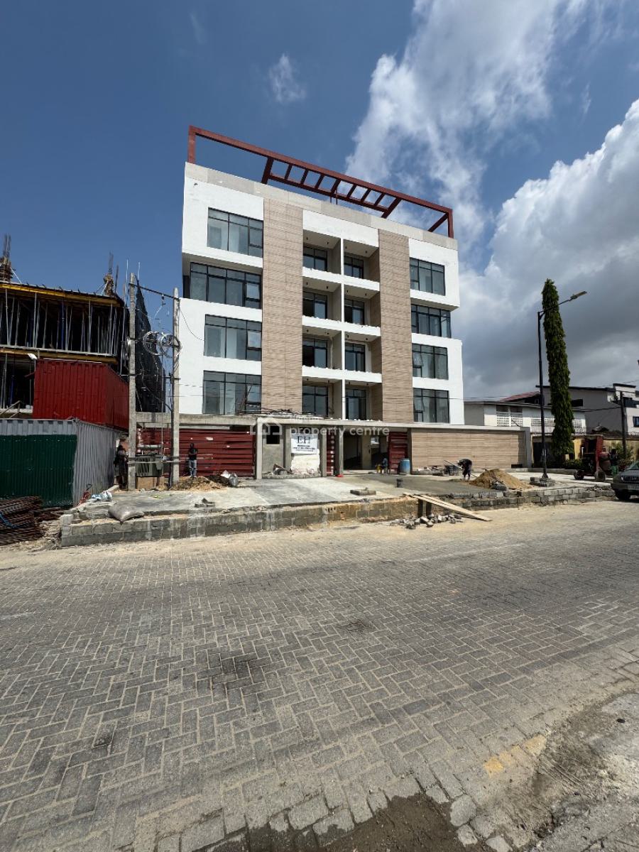 Massive 2 Bedroom Apartment with Rooftop Lounge & Rooftop Pool, Lekki Phase 1, Lekki, Lagos, Flat / Apartment for Sale