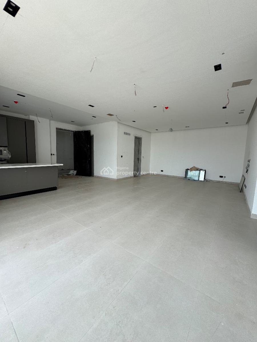 Massive 2 Bedroom Apartment with Rooftop Lounge & Rooftop Pool, Lekki Phase 1, Lekki, Lagos, Flat / Apartment for Sale