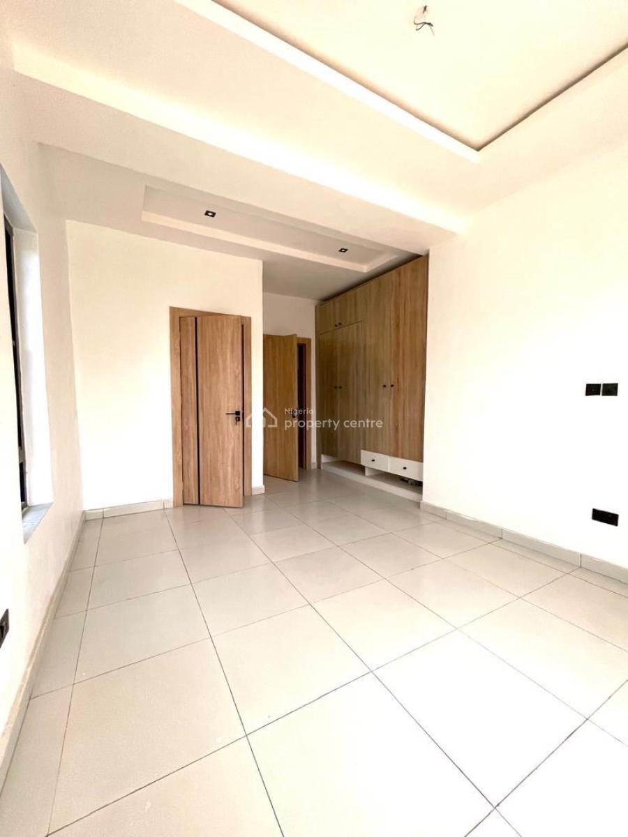 Style, Class and Sophistication, Ologolo, Lekki Phase 2, Lekki, Lagos, Block of Flats for Sale