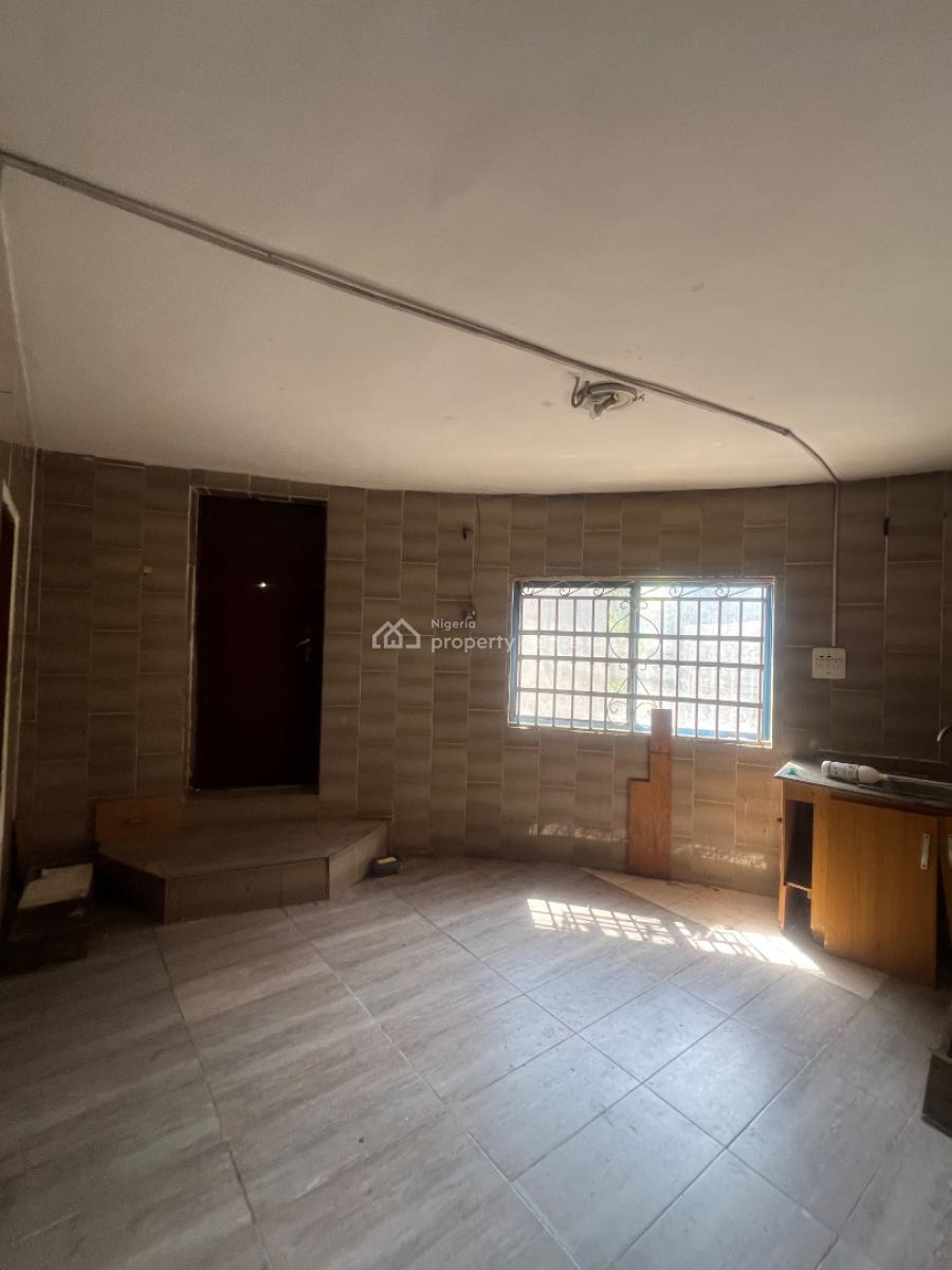 4 Bedrooms Semi Detached Duplex, Omole Phase 1, Ikeja, Lagos, Semi-detached Duplex for Sale