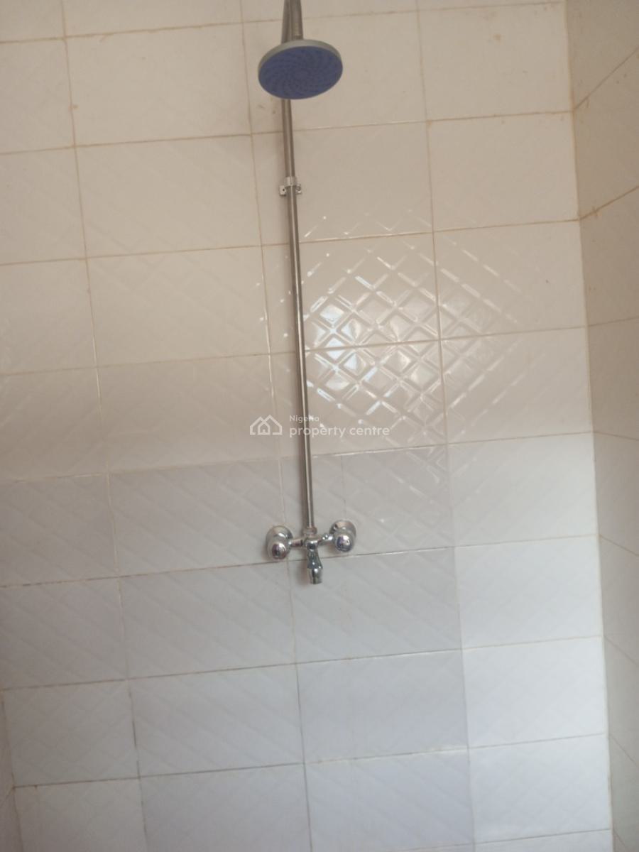 Nice and Accessible 2 Bedroom Flat Upstairs, Badore, Ajah, Lagos, Flat / Apartment for Rent