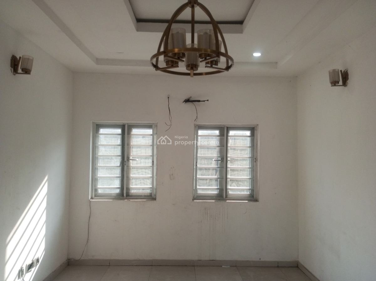 Nice and Accessible 2 Bedroom Flat Upstairs, Badore, Ajah, Lagos, Flat / Apartment for Rent