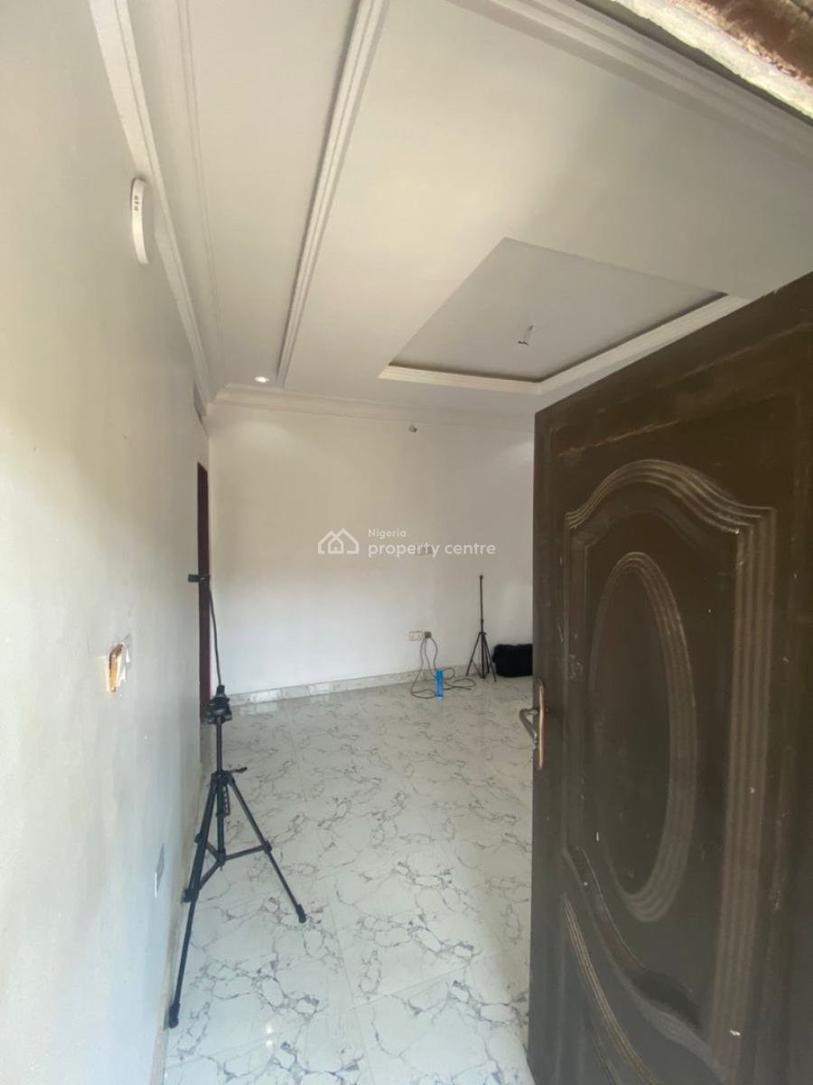 Clean 2 Bedroom Apartment Available, General Paint, Ajah, Lagos, Flat / Apartment for Rent
