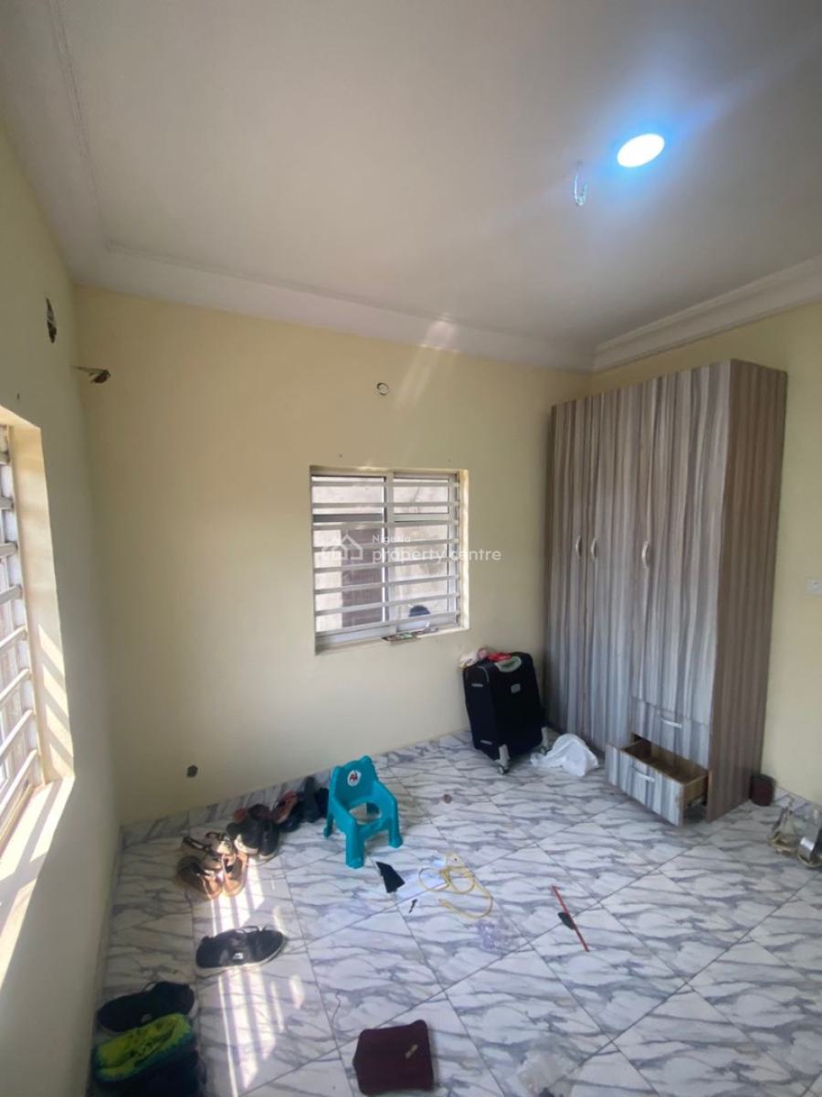 Clean 2 Bedroom Apartment Available, General Paint, Ajah, Lagos, Flat / Apartment for Rent