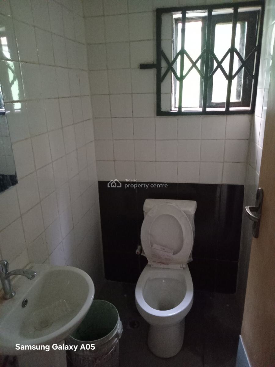 Renovated 3 Bedroom Flat, Heart of Utako, Utako, Abuja, House for Rent