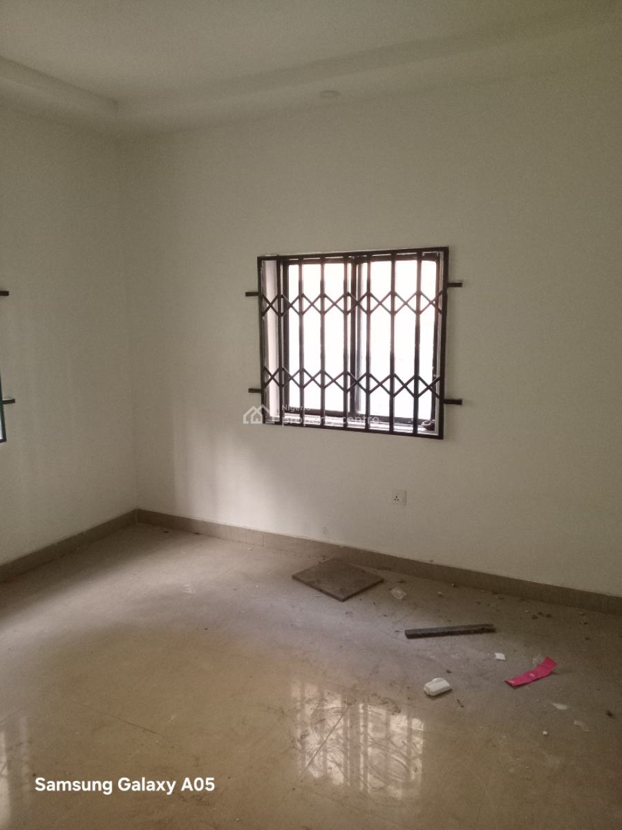 Renovated 3 Bedroom Flat, Heart of Utako, Utako, Abuja, House for Rent