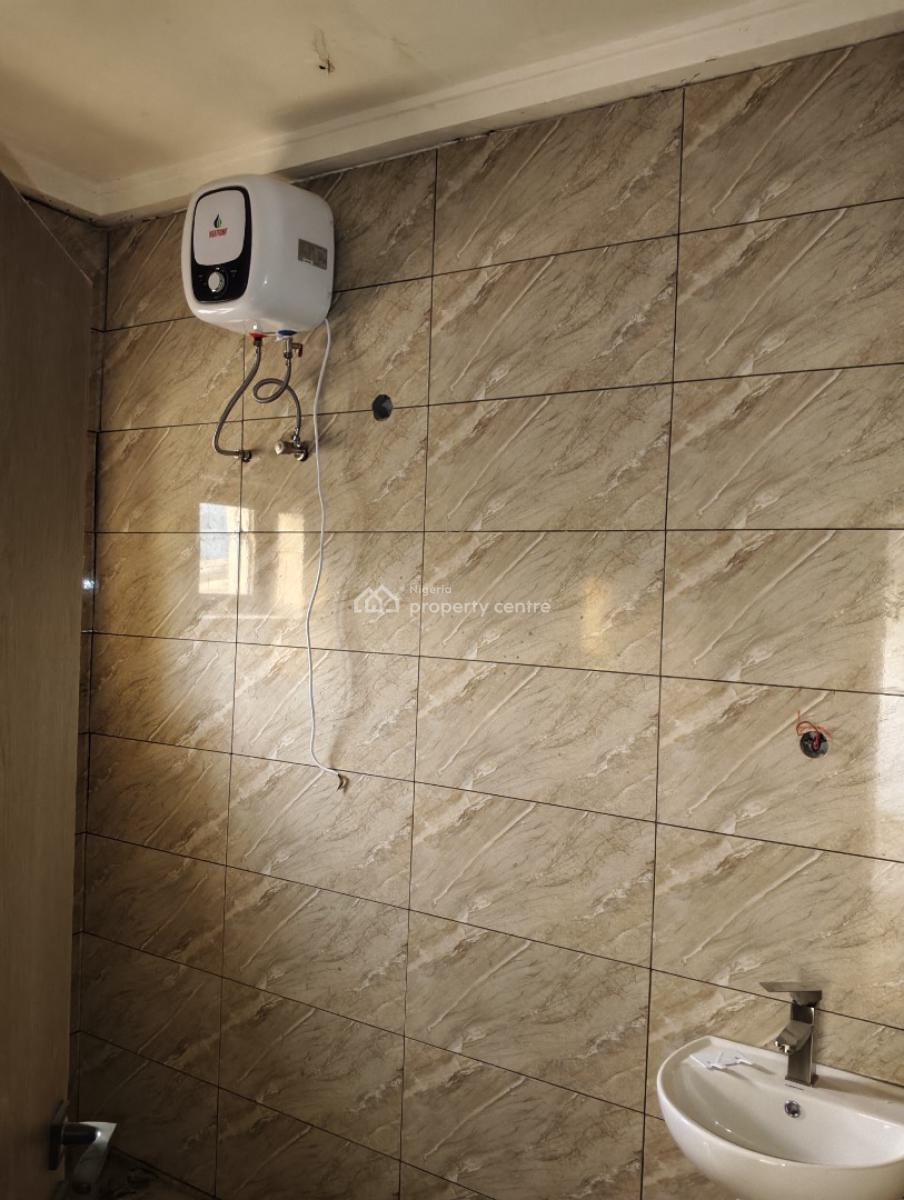 Brand New 4 Bedrooms Terraced Duplex with a Bq, Karim Adeyemi Crescent, Katampe (main), Katampe, Abuja, Terraced Duplex for Sale