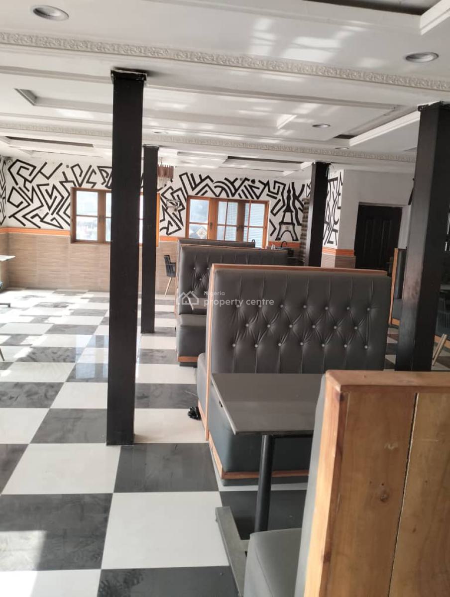 Commercial Building, Along Governors Road, Alimosho, Lagos, Restaurant / Bar for Rent