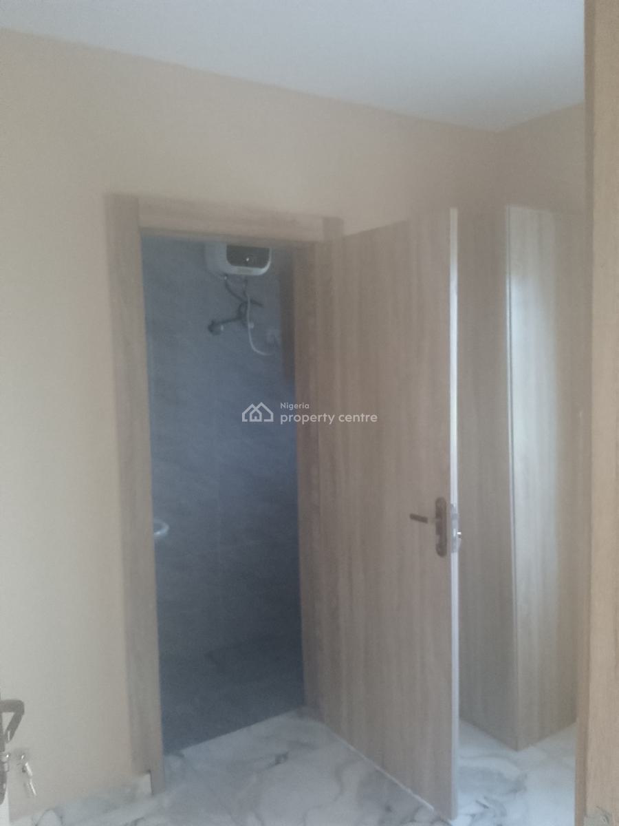 Fresh 3 Bedroom Terrace 24/7 Light and Security  Video Available, Ajayi Apata, Sangotedo, Ajah, Lagos, Terraced Duplex for Rent