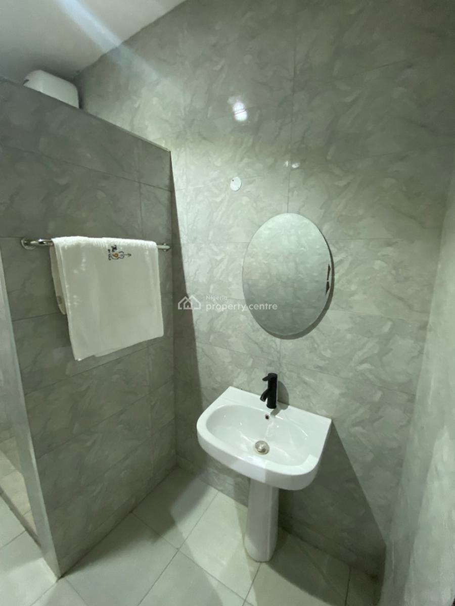 3 Bedroom Apartments, Guzape District, Abuja, Flat / Apartment Short Let