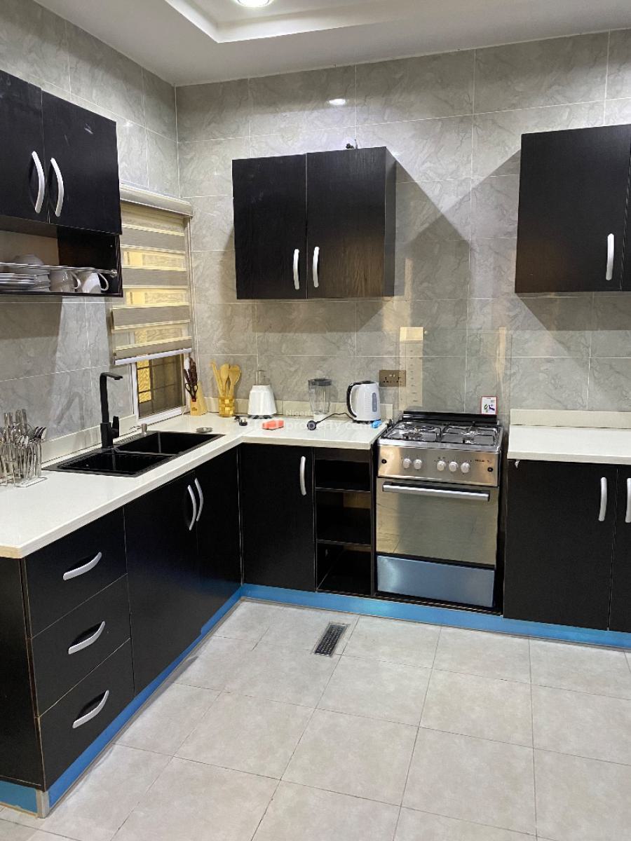 3 Bedroom Apartments, Guzape District, Abuja, Flat / Apartment Short Let