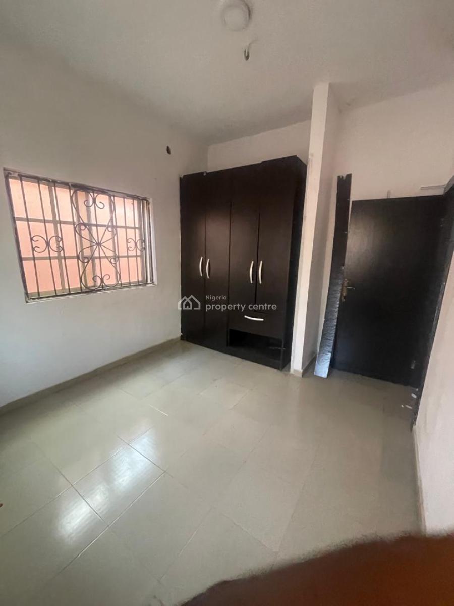 Lovely & Spacious 3 Bedroom Flat Apartment, By Omole Phase 2, Olowora, Magodo, Lagos, Flat / Apartment for Rent