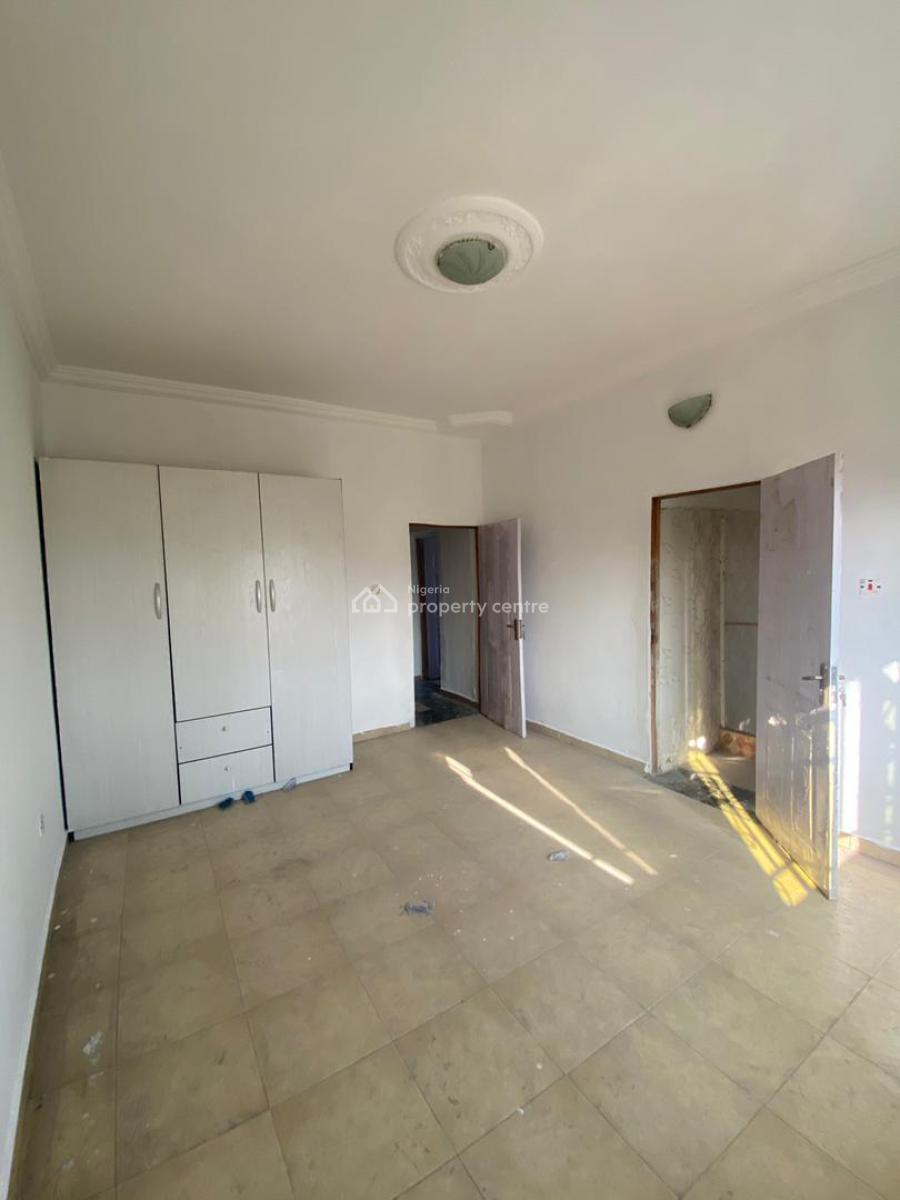 Executive 3bedrooms Luxury Apartment, Badore Road, Ajah, Lagos, Flat / Apartment for Rent