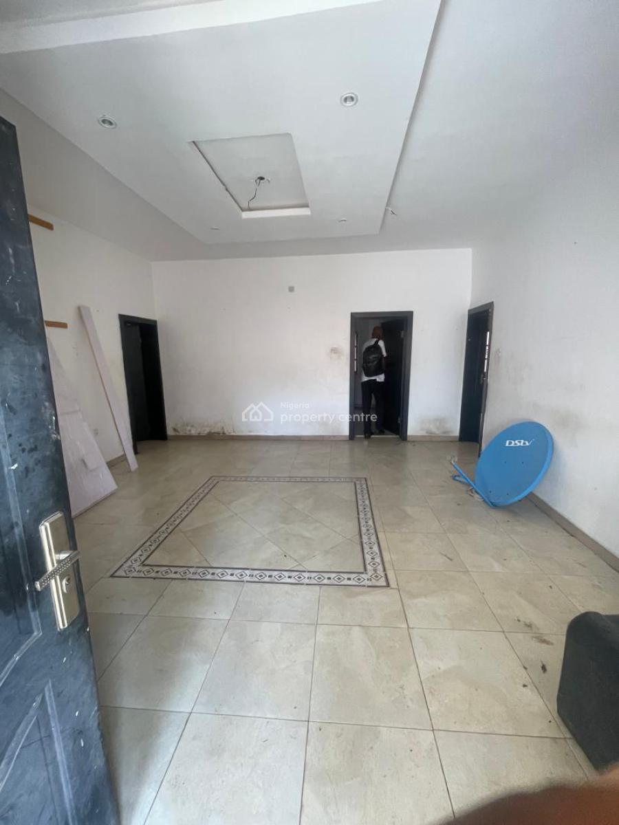 Very Clean and Decent 3 Bedroom Flat, Olowora Isheri, Ojodu, Lagos, Flat / Apartment for Rent