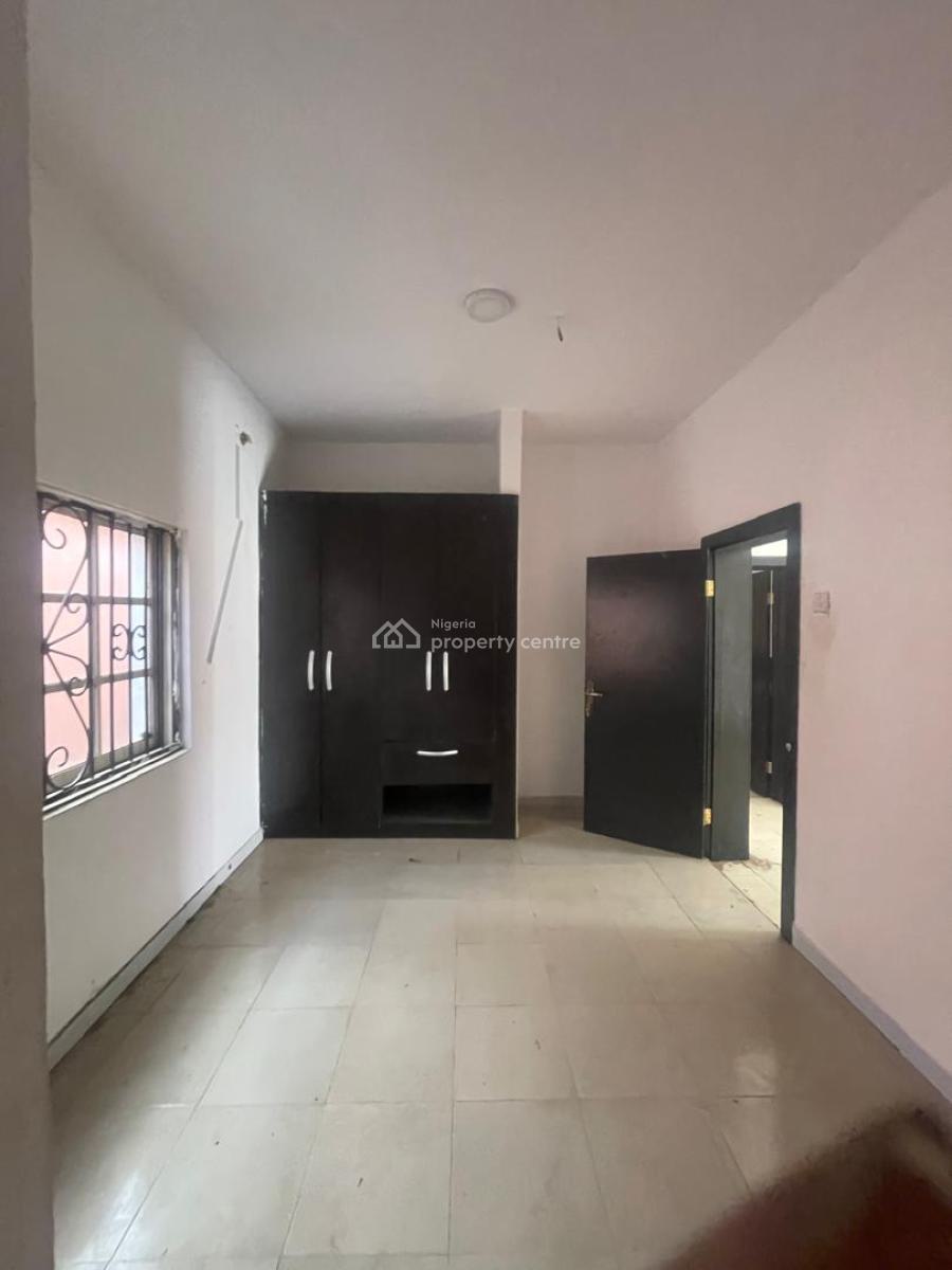 Very Clean and Decent 3 Bedroom Flat, Olowora Isheri, Ojodu, Lagos, Flat / Apartment for Rent