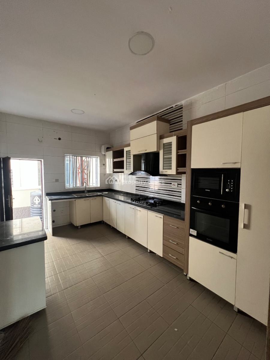 Spacious 4 Bedroom Semi Detached Duplex with a Bq., Chevron, Lekki, Lagos, Semi-detached Duplex for Rent