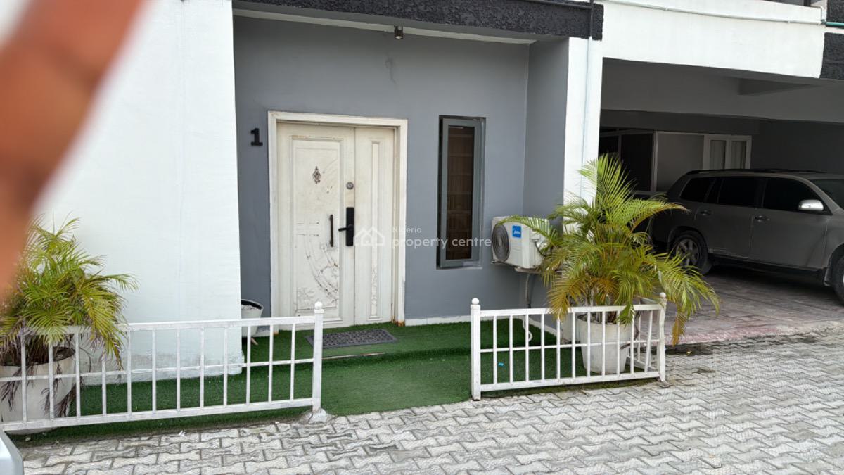 Well Built 2 Bedroom Apartment in Gated Estate with Swimming Pool, Ikate Elegushi By Enyo Filling Station, Ikate Elegushi, Lekki, Lagos, Flat / Apartment for Sale