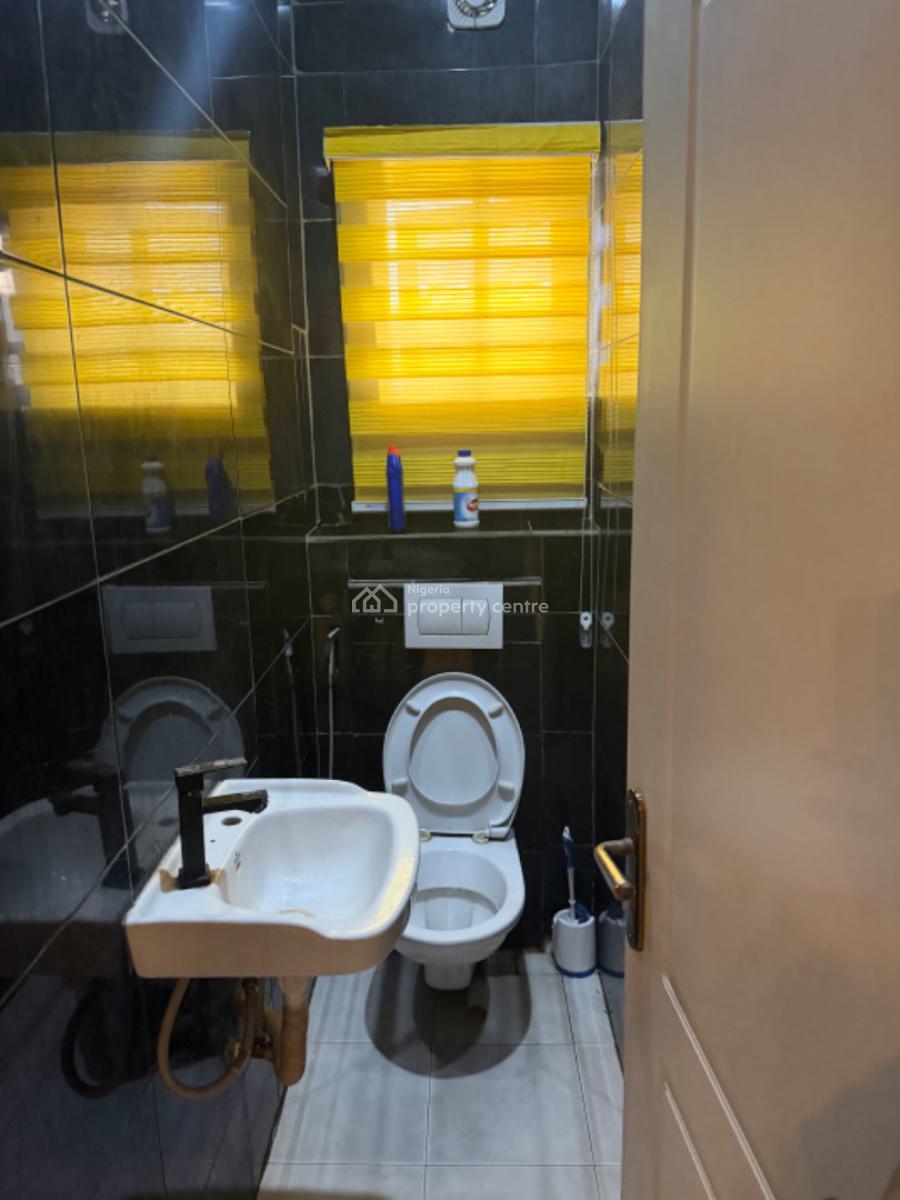 Well Built 2 Bedroom Apartment in Gated Estate with Swimming Pool, Ikate Elegushi By Enyo Filling Station, Ikate Elegushi, Lekki, Lagos, Flat / Apartment for Sale