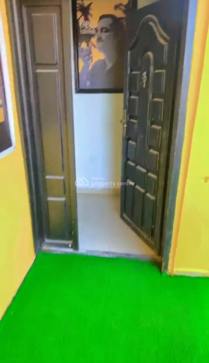 Furnished Ensuit 3 Bedroom Spacious Apt, in a Access Controlled Est By Royal Garden Est, Ajah, Lagos, Flat / Apartment for Rent