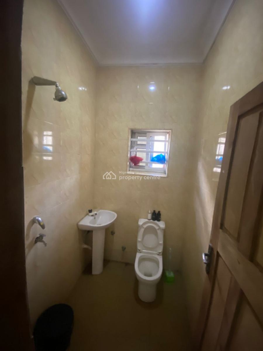 Sharp 2 Bedrooms Apartment, General Paint Pepperoni, Abraham Adesanya, Ajah, Lagos, Flat / Apartment for Rent