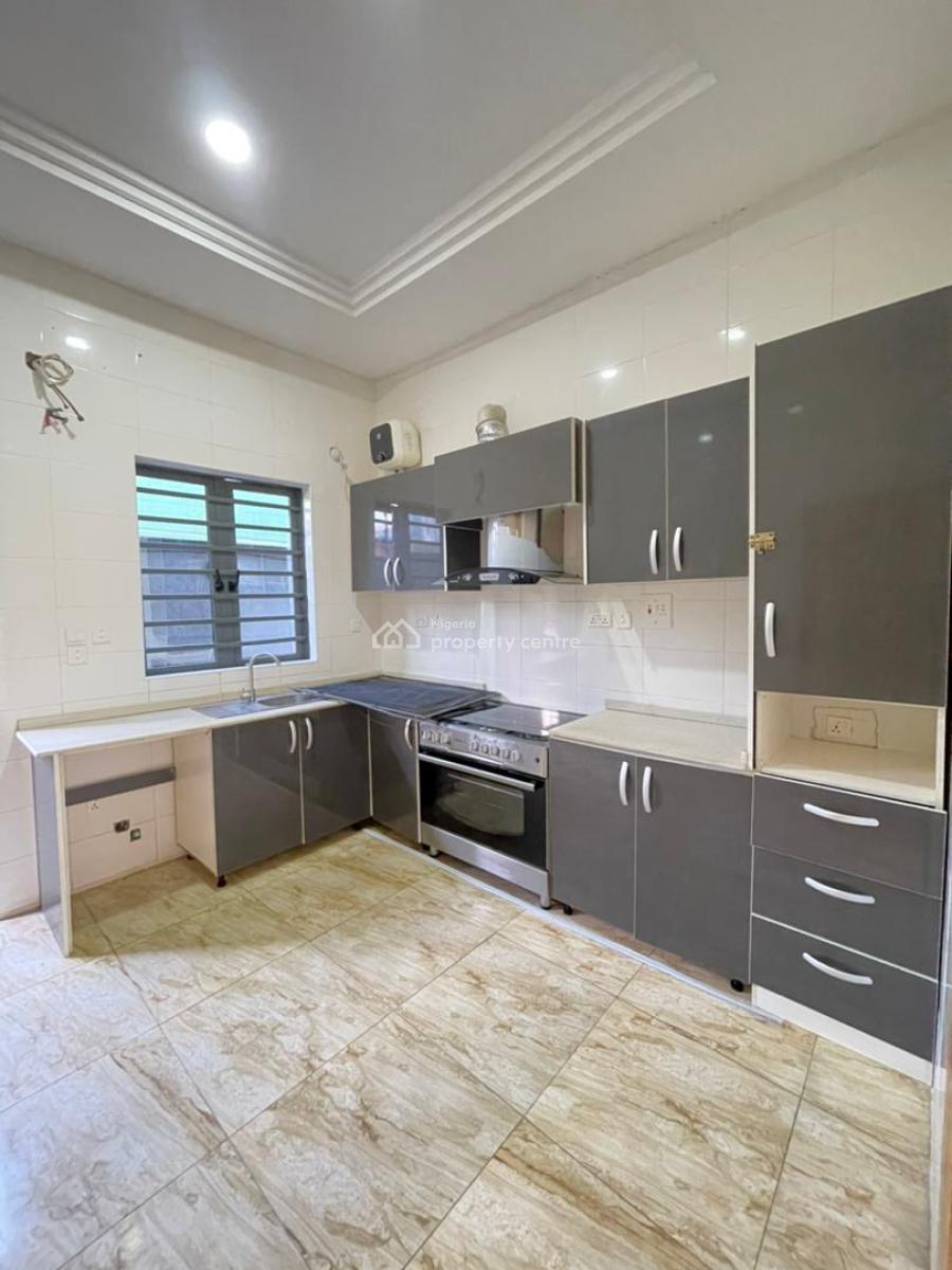 2 Bedroom Flat, Ologolo, Lekki, Lagos, Flat / Apartment for Rent