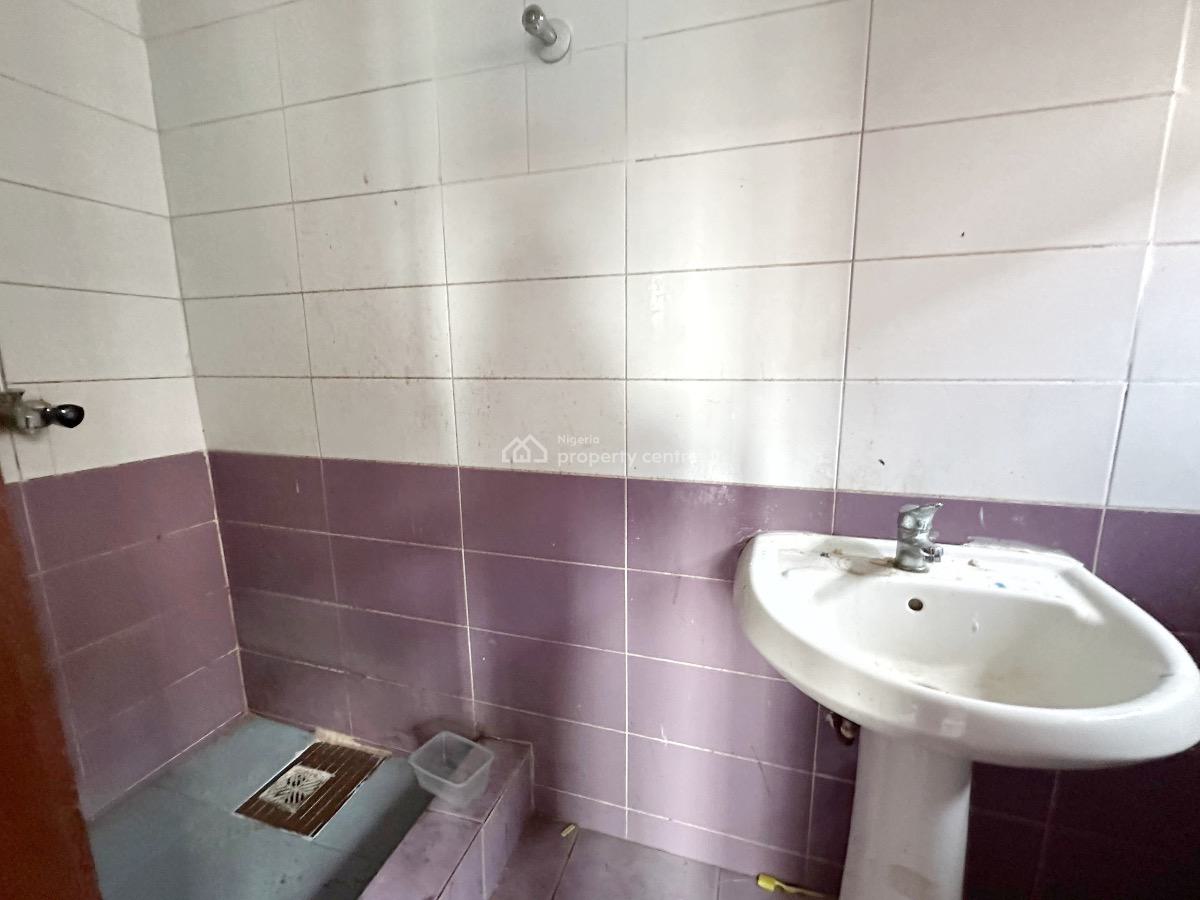 Luxury 3 Bedroom Apartment, Gra Phase 1, Magodo, Lagos, Flat / Apartment for Rent