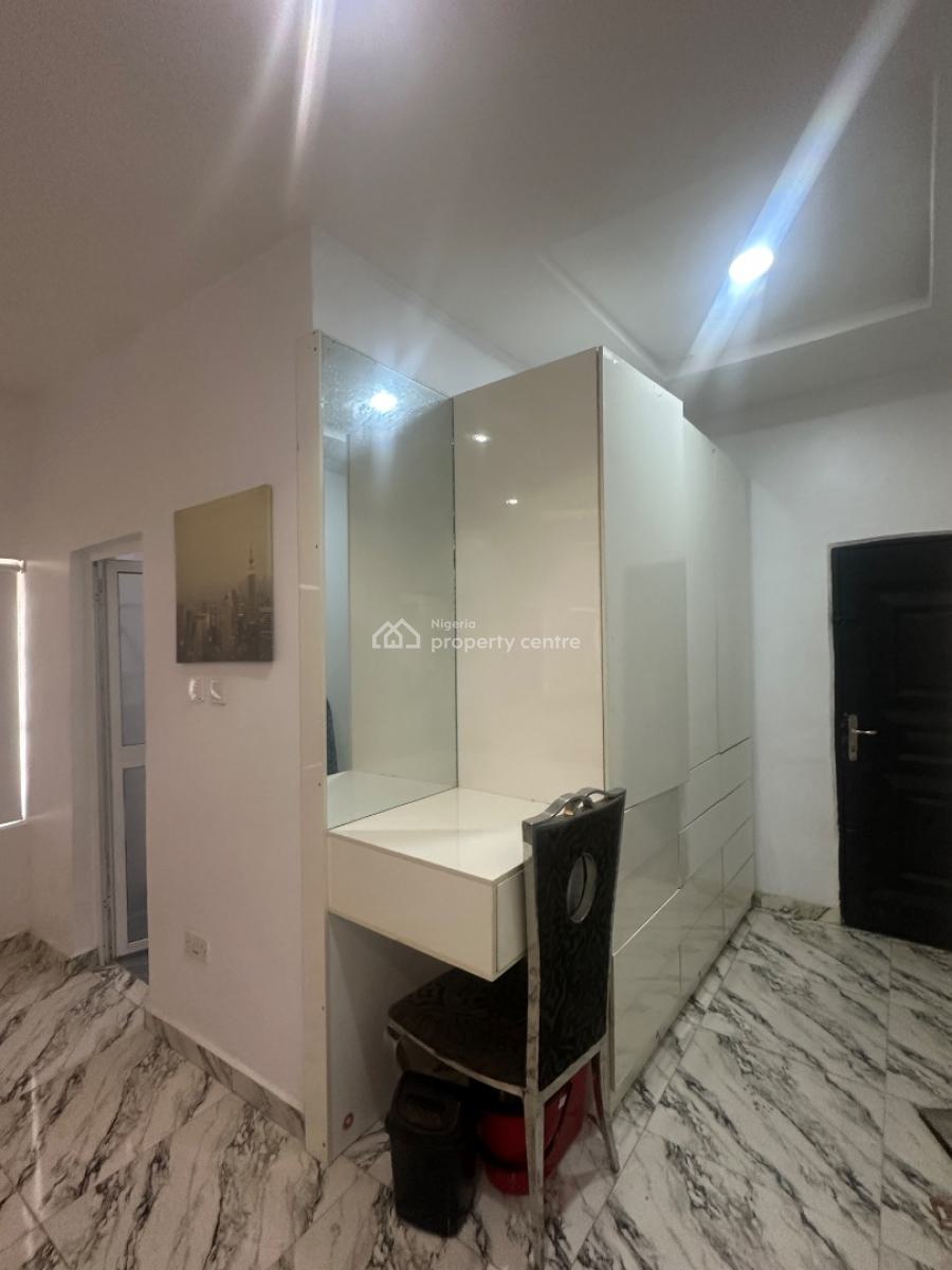 2 Bedroom Apartment, Ologolo, Lekki, Lagos, Flat / Apartment Short Let