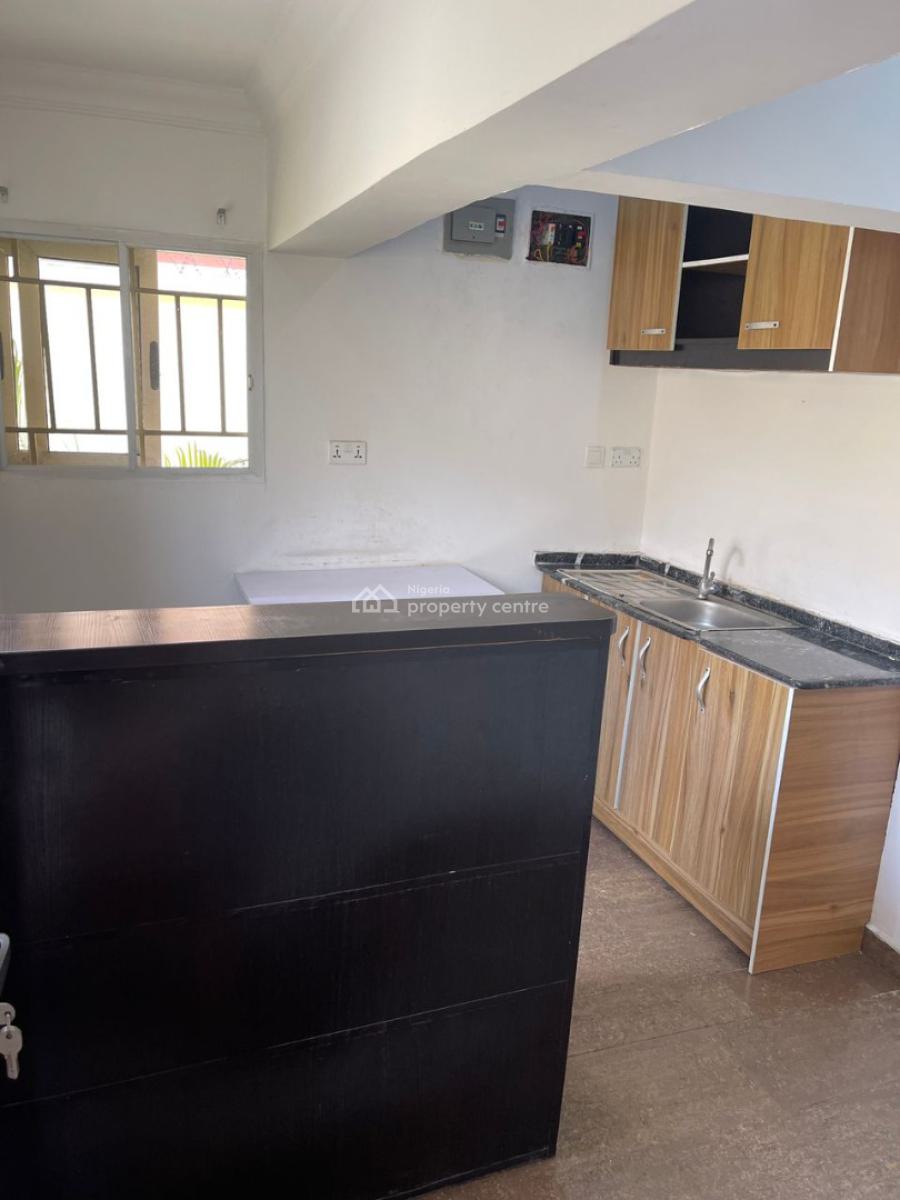 Christmas  Serviced Miniflat Apartment  Lekki Phase1, Lekki Phase 1, Lekki, Lagos, Mini Flat (room and Parlour) for Rent