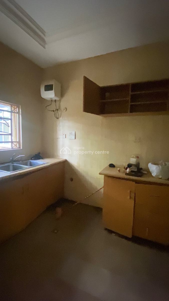 Neatly Built 2 Bedrooms Flat, Katampe (main), Katampe, Abuja, Flat / Apartment for Rent