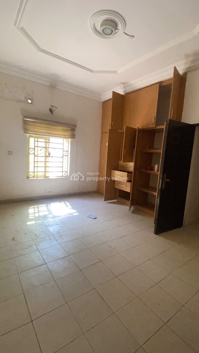 Neatly Built 2 Bedrooms Flat, Katampe (main), Katampe, Abuja, Flat / Apartment for Rent