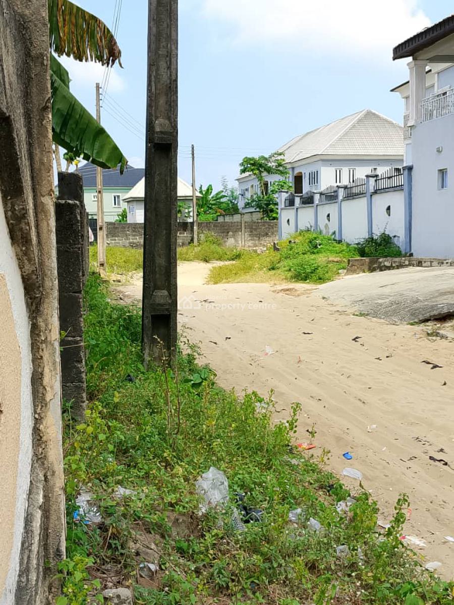 Urgent Offer, a Building Consisting 3 Bedroom Duplex and 3 Bedroom Bng, Cele Medu, Awoyaya, Ibeju Lekki, Lagos, Detached Duplex for Sale