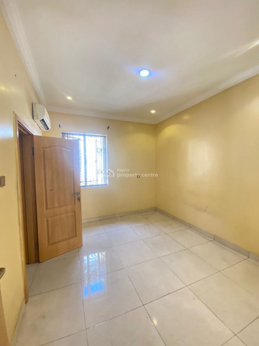 1 Bedroom Shared Apartment, Chevron,lekki, Lekki, Lagos, Self Contain (single Rooms) for Rent