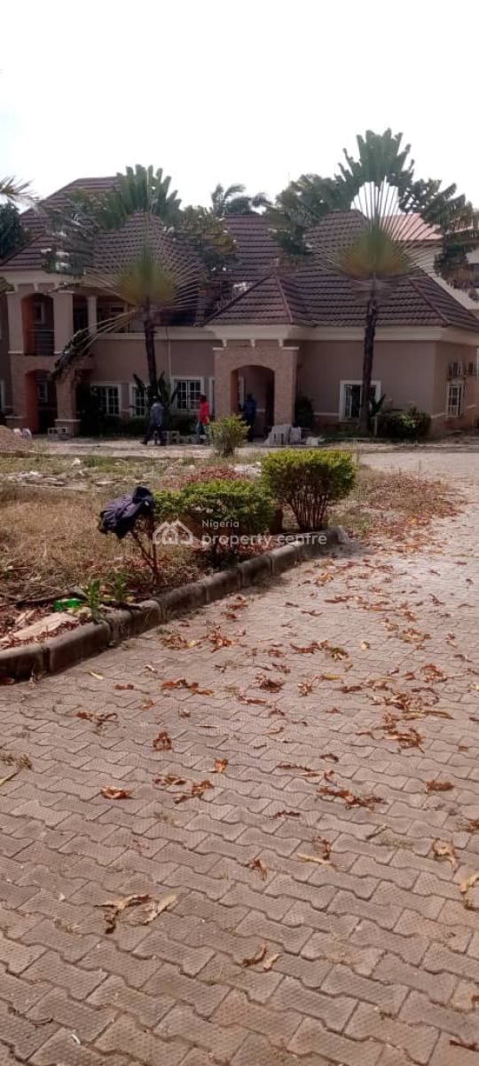 8 Bedroom Detached Duplex with Bq, Wuse 2, Abuja, Detached Duplex for Rent