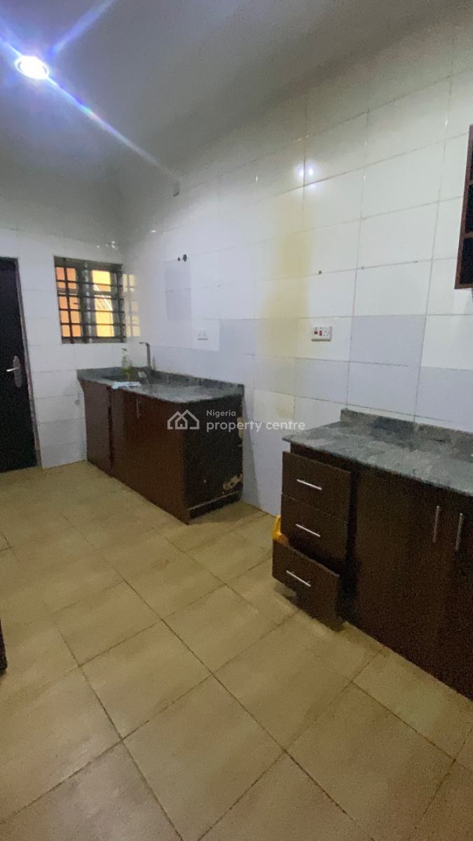 Neatly Built 3 Bedrooms Flat + Bq  Katampe, Katampe Main, Katampe (main), Katampe, Abuja, Flat / Apartment for Rent